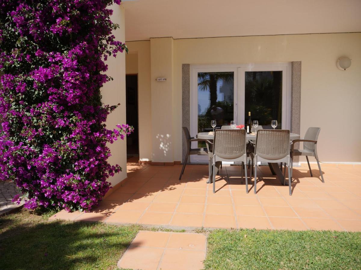 Spacious Near Porto De Mos Beach, Lagos. Apartamento Lagos