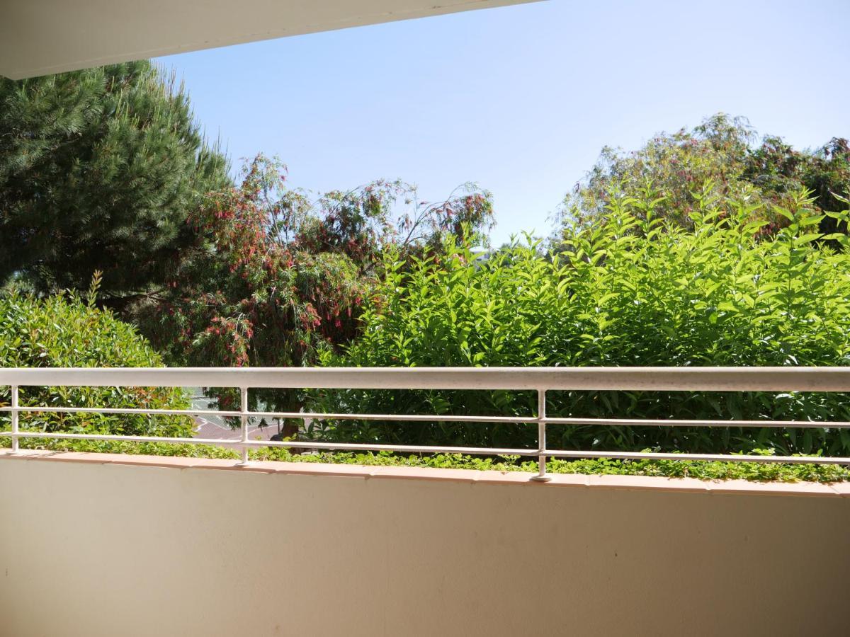 Spacious Near Porto De Mos Beach, Lagos. *