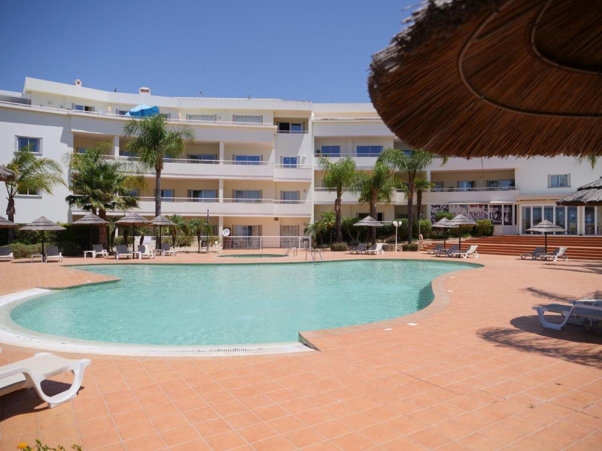 Spacious Near Porto De Mos Beach, Lagos. Lagos