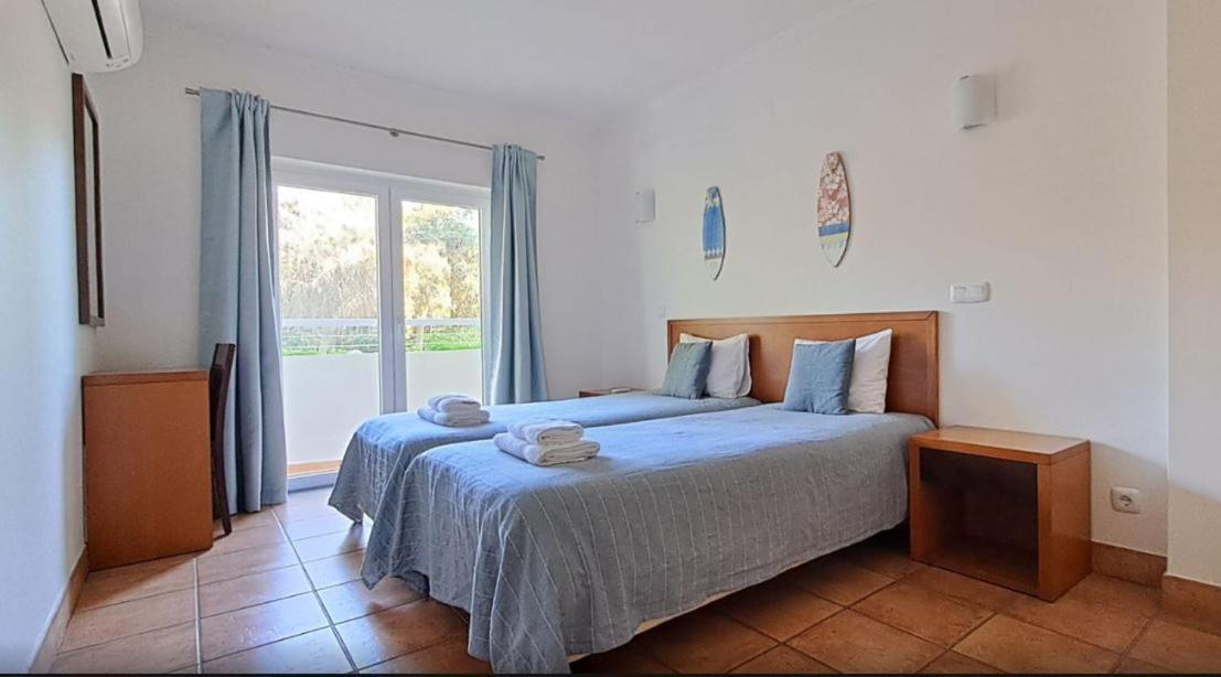 Spacious Near Porto De Mos Beach, Lagos. * Lagos